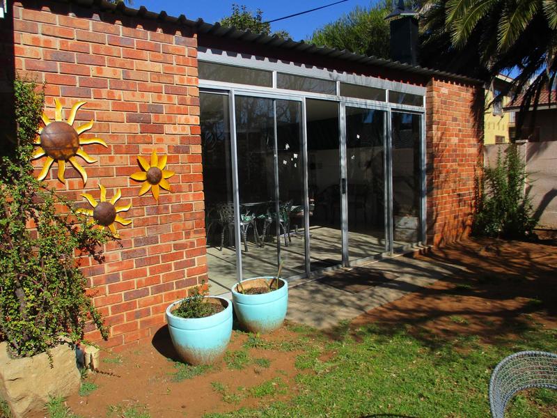 4 Bedroom Property for Sale in Pellissier Free State